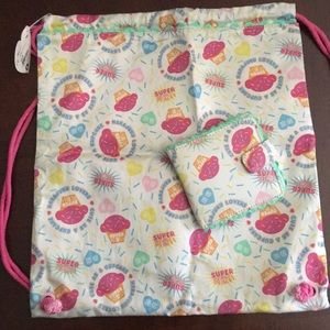 Harajuku Lovers Cute as a Cupcake Bag & Wallet